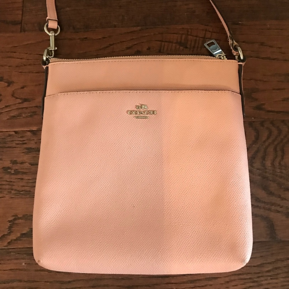 Coach Kitt Leather Messenger Crossbody